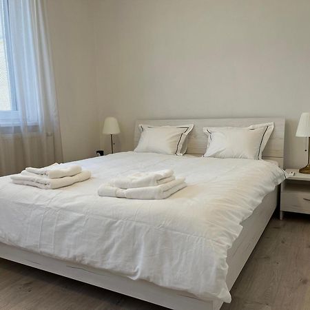 Elegant Escape Apartment I - City Centre براتسيلافا المظهر الخارجي الصورة